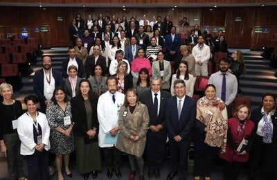 personas que participaron del diálogo político sobre enfermería en México