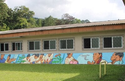 Mural ubicado en el CAIMI de San Cristóbal