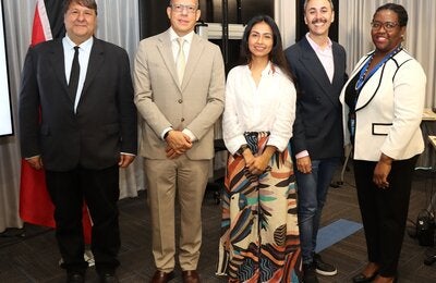 Dr. Gabriel Vivas Francesconi, PAHO/WHO Representative for Trinidad and Tobago with workshop facilitators and Dr Shellon Bovell