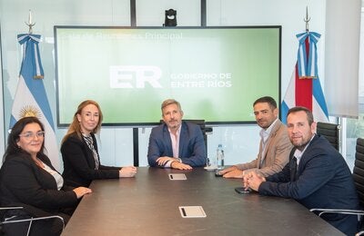 Autoridades de la OPS y Entre Ríos