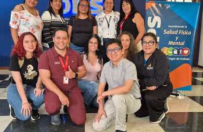 Algunos directores de programas de salud mental del MPPS junto al equipo técnico de la OPS de área de Enfermedades no Transmisibles