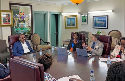 PAHO team meeting with Prime Minister of Antigua and Barbuda