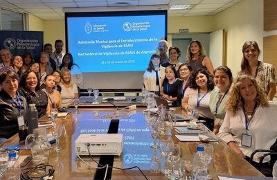 Foto de los participantes de la reunión