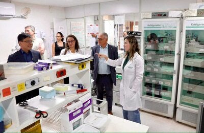 Representante da OPAS visita instalações do Hemocentro de Brasília