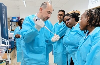 Training workshop on laboratory information systems