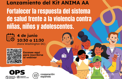 grupo de mujeres sonriendo con personal de salud