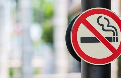 placa de proibido fumar