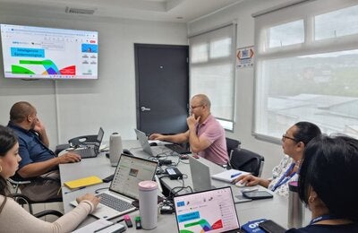 Equipo de vigilancia epidémica en Honduras