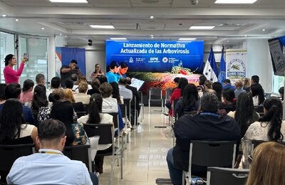 Vista del auditorio presentacion normativa dengue