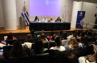 Jornadas pantallas URY