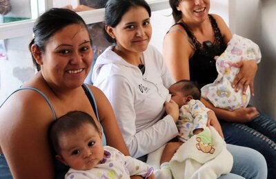 Mujeres con sus bebes