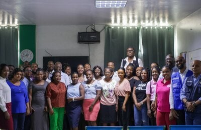 group photo of participants 