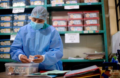 Serie de webinarios TB/VIH: Expansión del tratamiento preventivo de la tuberculosis en personas con VIH: experiencias y desafíos programáticos 