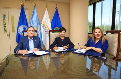 signing the agreement