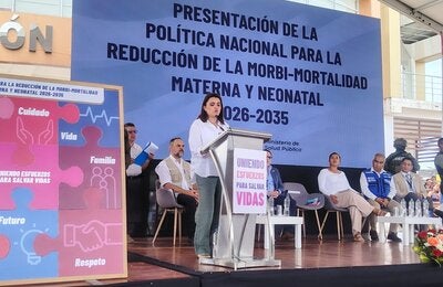 María José Pinto, vicepresidenta de la República, presenta la Política Nacional para la Reducción de la Morbi - Mortalidad Materna y Neonatal