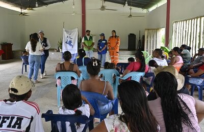 Personas en capacitachin WASH
