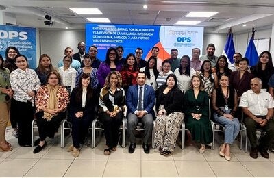 Participantes en taller de vigilancia de virus respiratorios