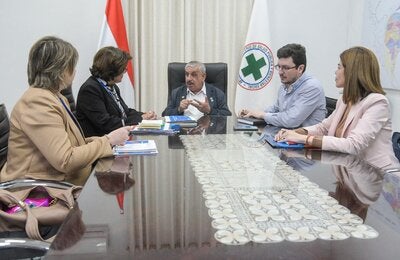 Reunión con ministro de salud