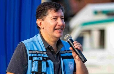 lancha médicamente equipada que fue entregada oficialmente en el puerto de Fuerte Olimpo