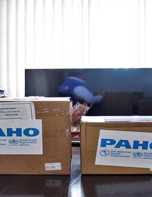 paho-donation-video-laryngoscope-belize