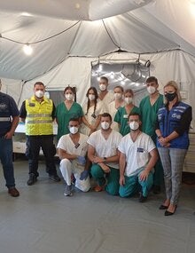 La Representante de OPS/OMS Costa Rica junto con autoridades de la CCSS y el equipo SAMU