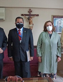 Arzobispo de San Salvador recibe a la OPS/OMS y UNICEF para promover la vacunación contra COVID-19