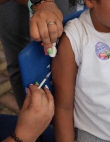 Ecuador: Más de 3.7 millones de niñas y niños se vacunarán contra la poliomielitis, sarampión y rubéola
