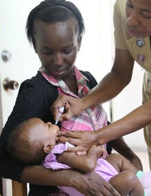 mom and baby oral polio vaccine