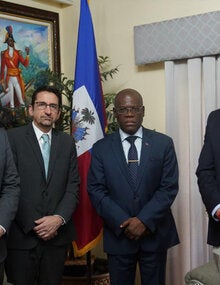 he Director of the Department of Health Systems and Services at the Pan American Health Organization (PAHO/WHO), James Fitzgerald, met with the Prime Minister of the Republic of Haiti, Joseph Jouthe