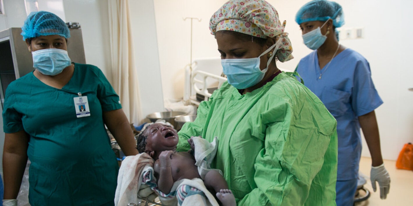newborn-hospital-setting