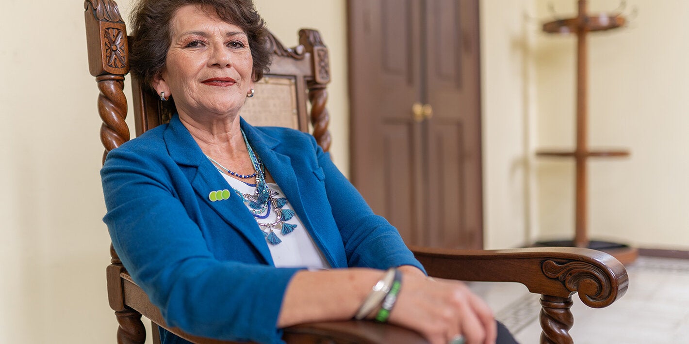 Dr. Ana Patricia Vélez