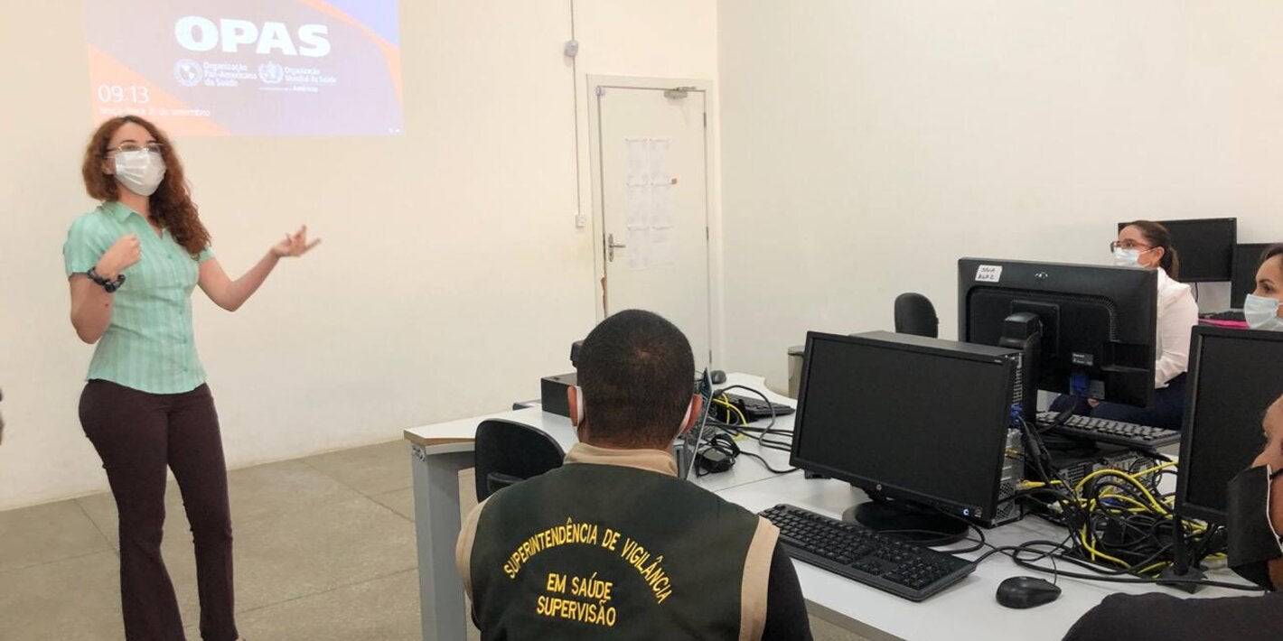 Mais de 20 profissionais de vigilância e atenção à saúde de Boa Vista participam de treinamento com a equipe da OPAS