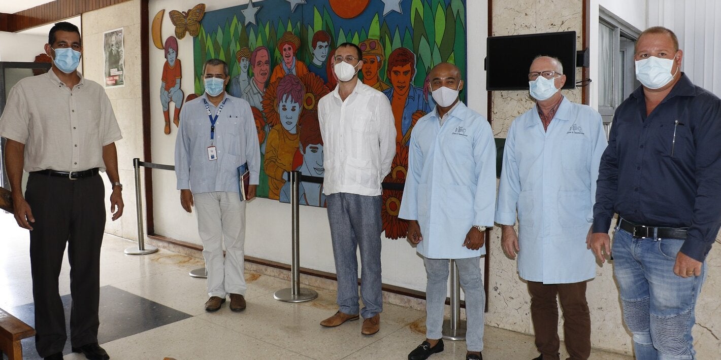 Participantes reunión en CIE con Embajada Suecia y OPS-OMS