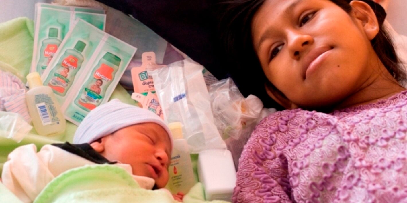 Madre y recién nacido