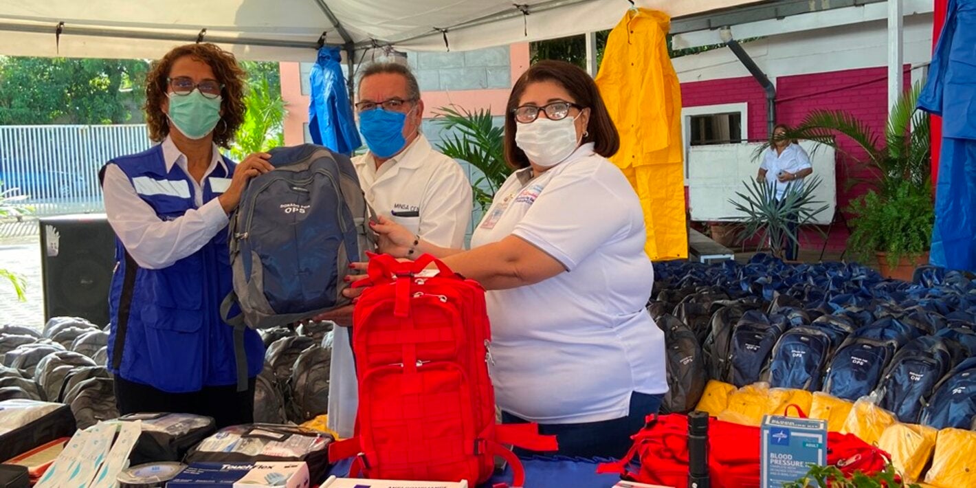 Donación mochilas médicas
