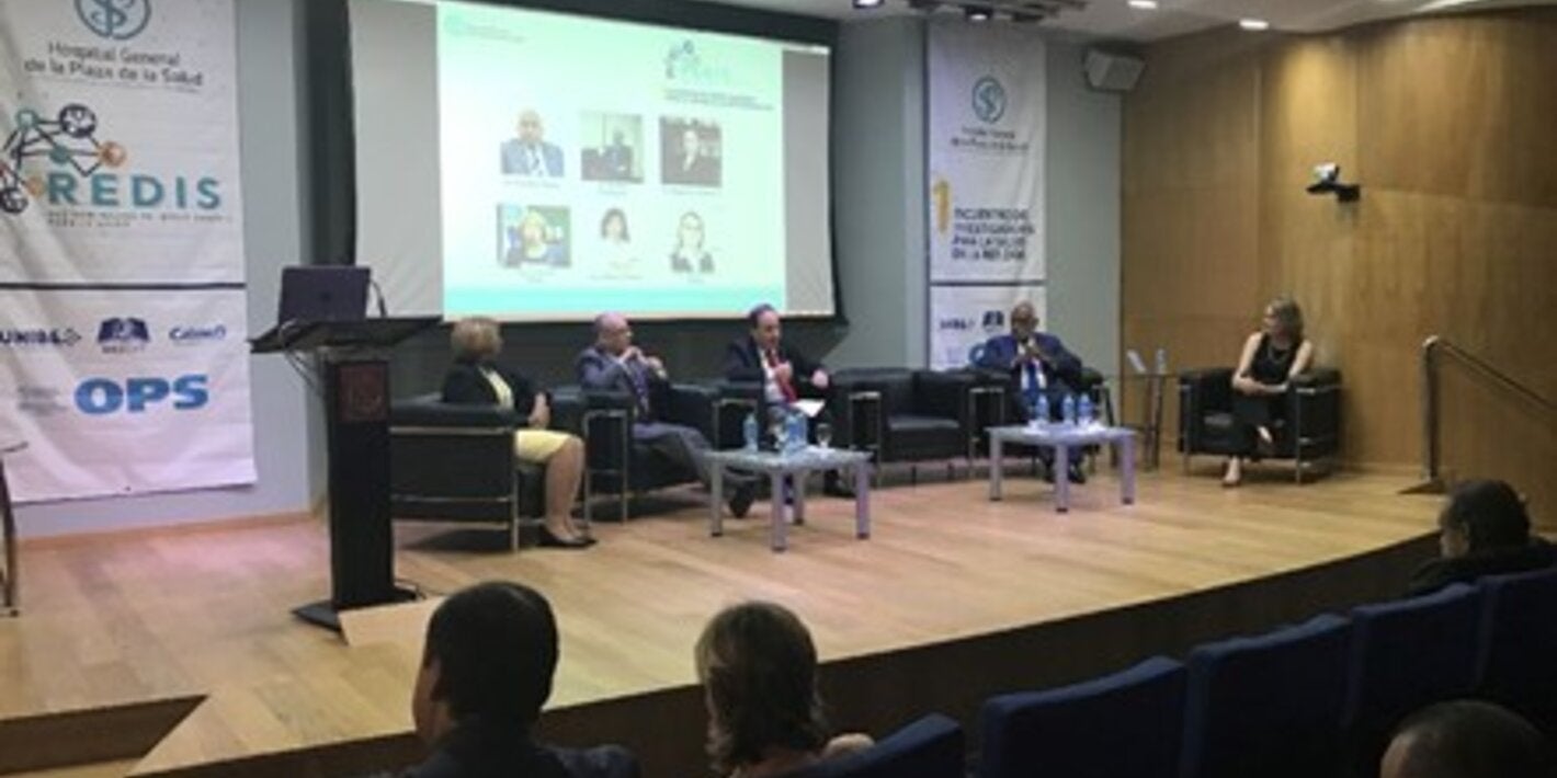 Expositores durante el seminario