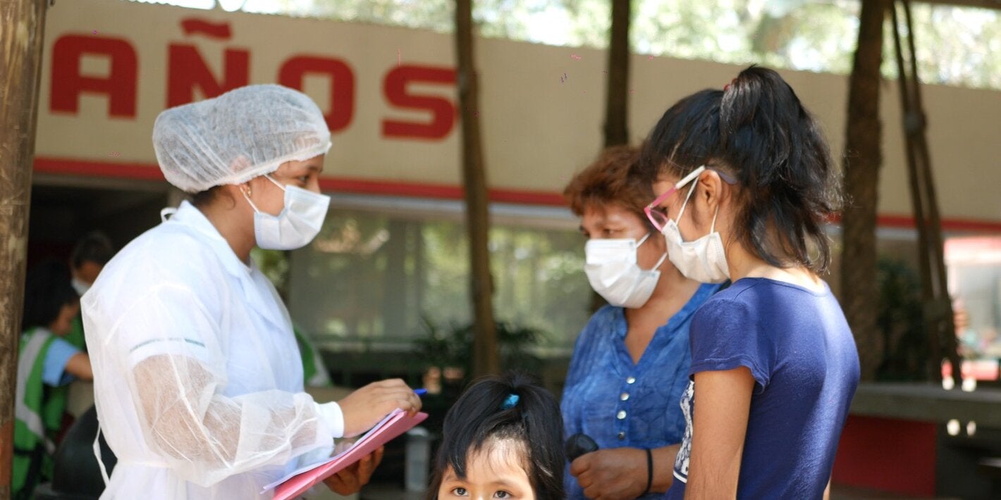 Vacunacion Santa Cruz Bolivia