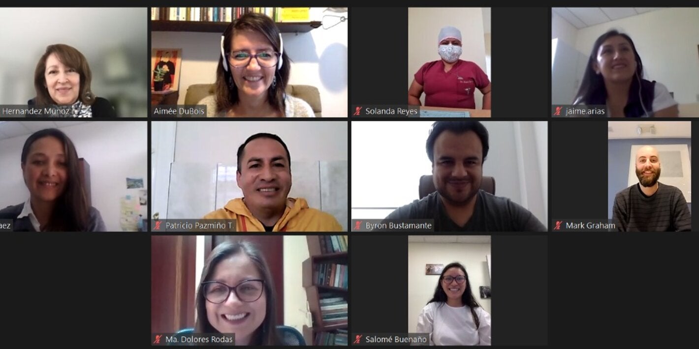 160 graduados de curso sobre salud mental, impulsado por la UTPL, OPS y Embajada de Canadá