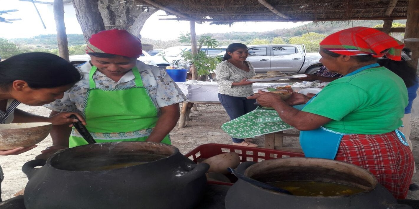 MujeresLencas_Yamaranguilahnd