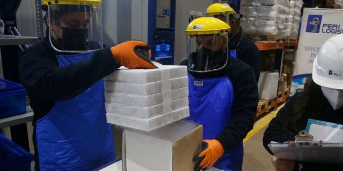 Chile recibió segundo cargamento de vacunas contra el COVID-19 COVAX