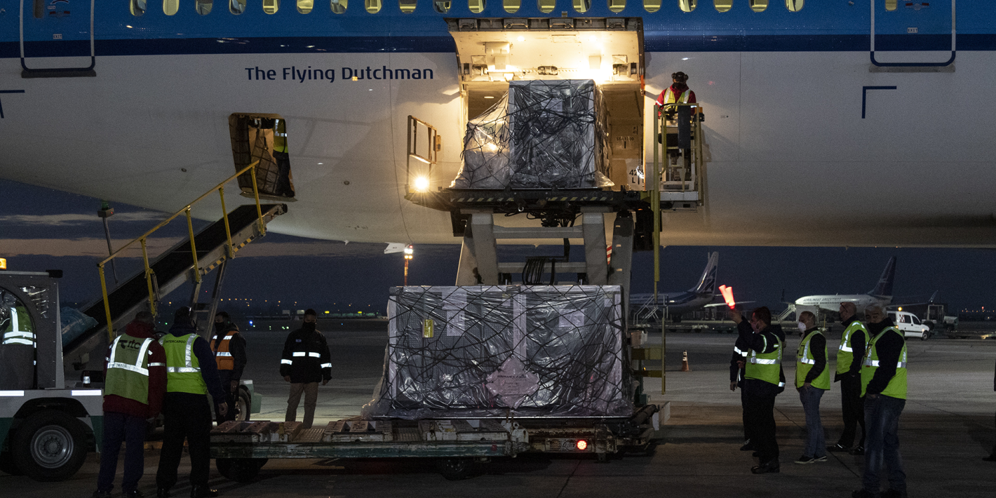 Argentina recibe tercera entrega de vacunas adquiridas mediante el Mecanismo COVAX