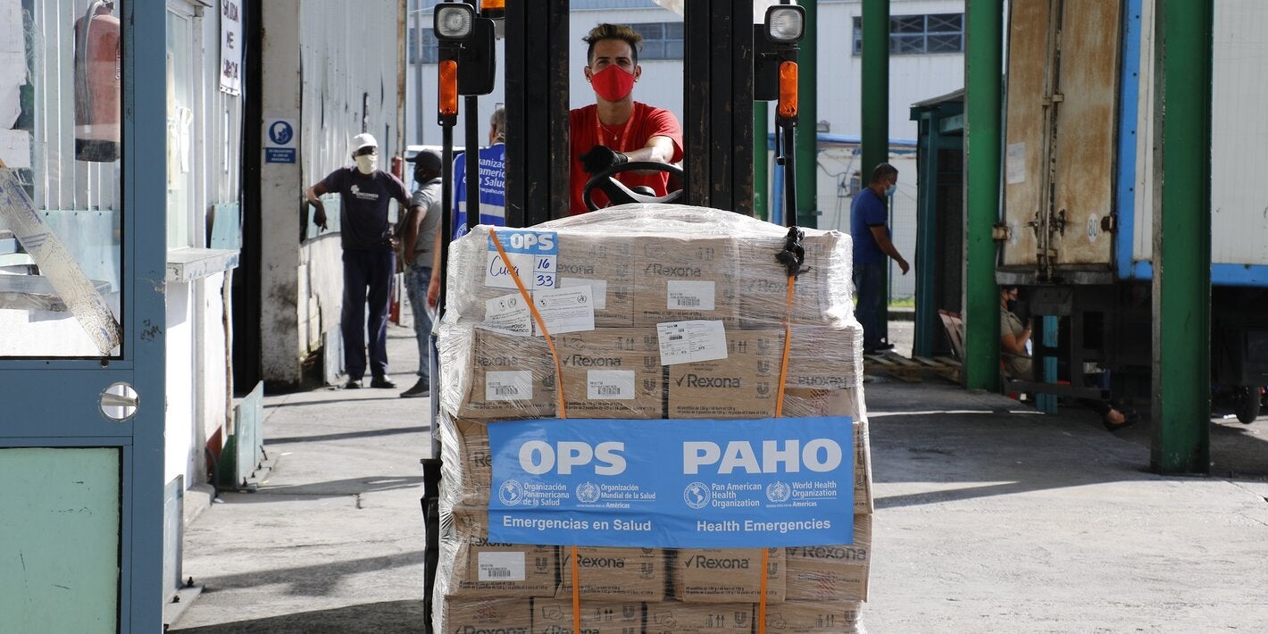 Traslado de donación de OPS/OMS a Cuba