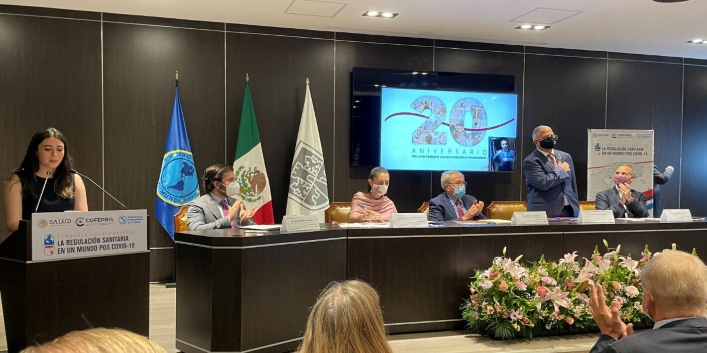 Simposio Internacional 20 años COFEPRIS