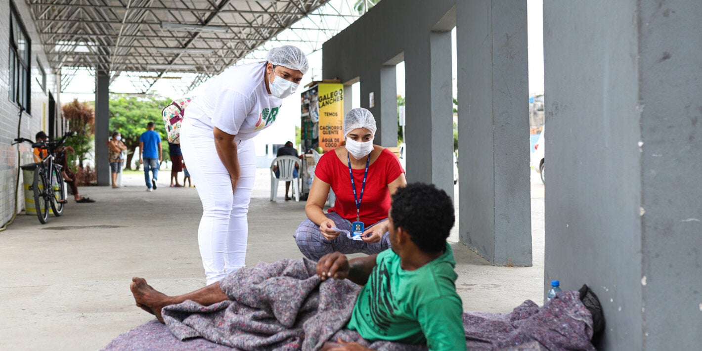 Aracaju vacina população de rua