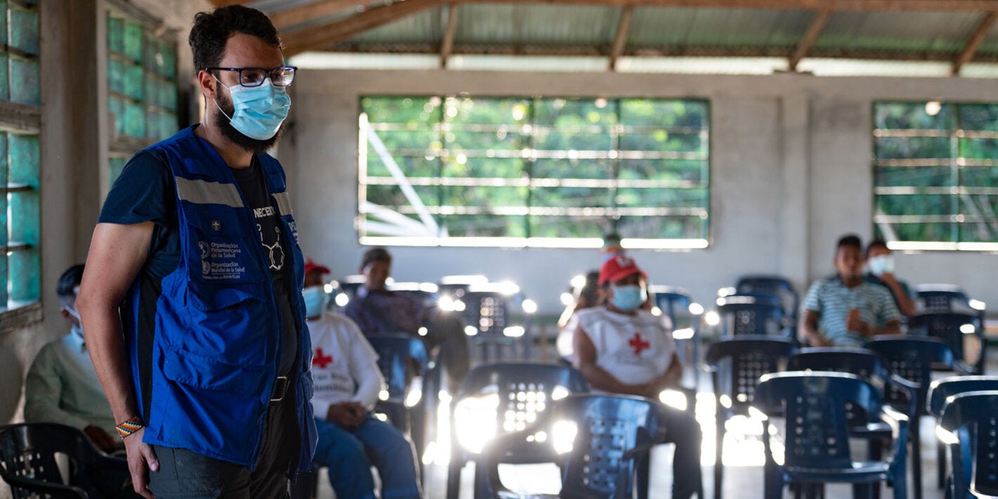 Persona de OPS en Capacitacion