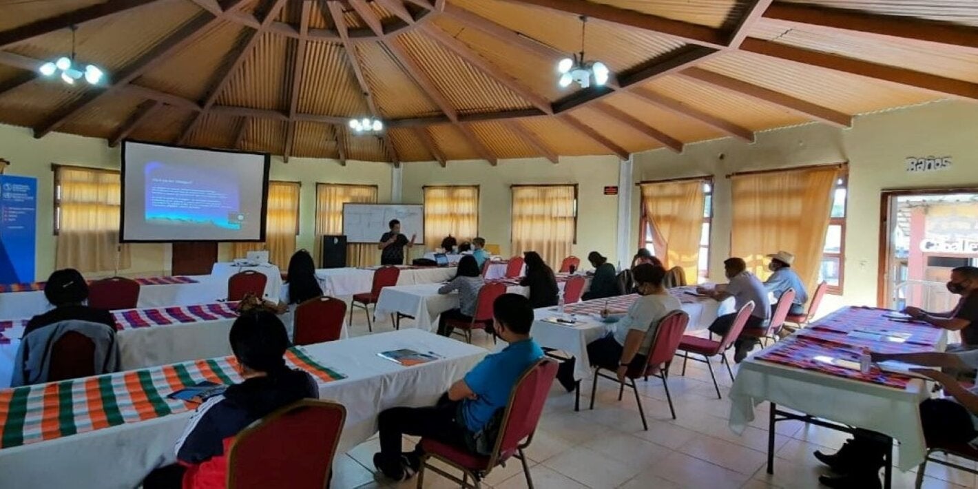 dialgo-de-saberes-en-la-esperanza-honduras