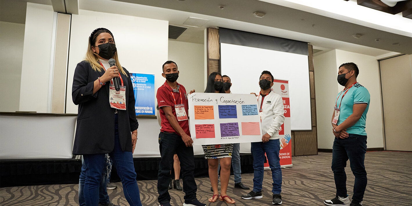  pan-jovenes-charla-sistema-de-salud