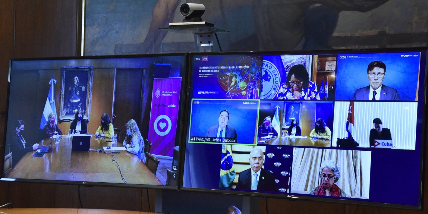 La OPS selecciona centro en Argentina para desarrollar vacunas de ARNm de COVID-19