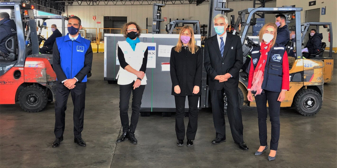 Argentina recibe 842.400 vacunas donadas por España a través del Mecanismo COVAX