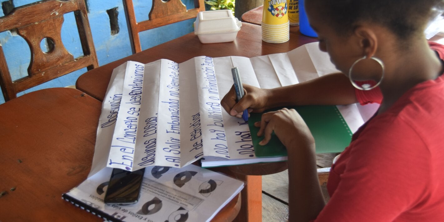 adolescente garífuna